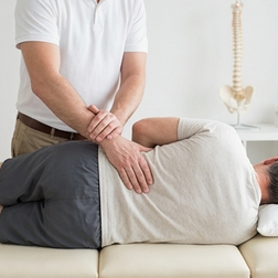 La chiropraxie peut-elle améliorer les troubles de l'érection ?