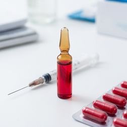 Une carence ou un excès en vitamine B12 peuvent-ils provoquer des troubles de l'érection ?